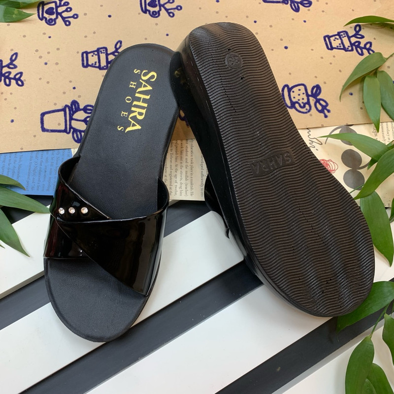 دمپایی زنانه صحرا مدل روژین کد Bl-01